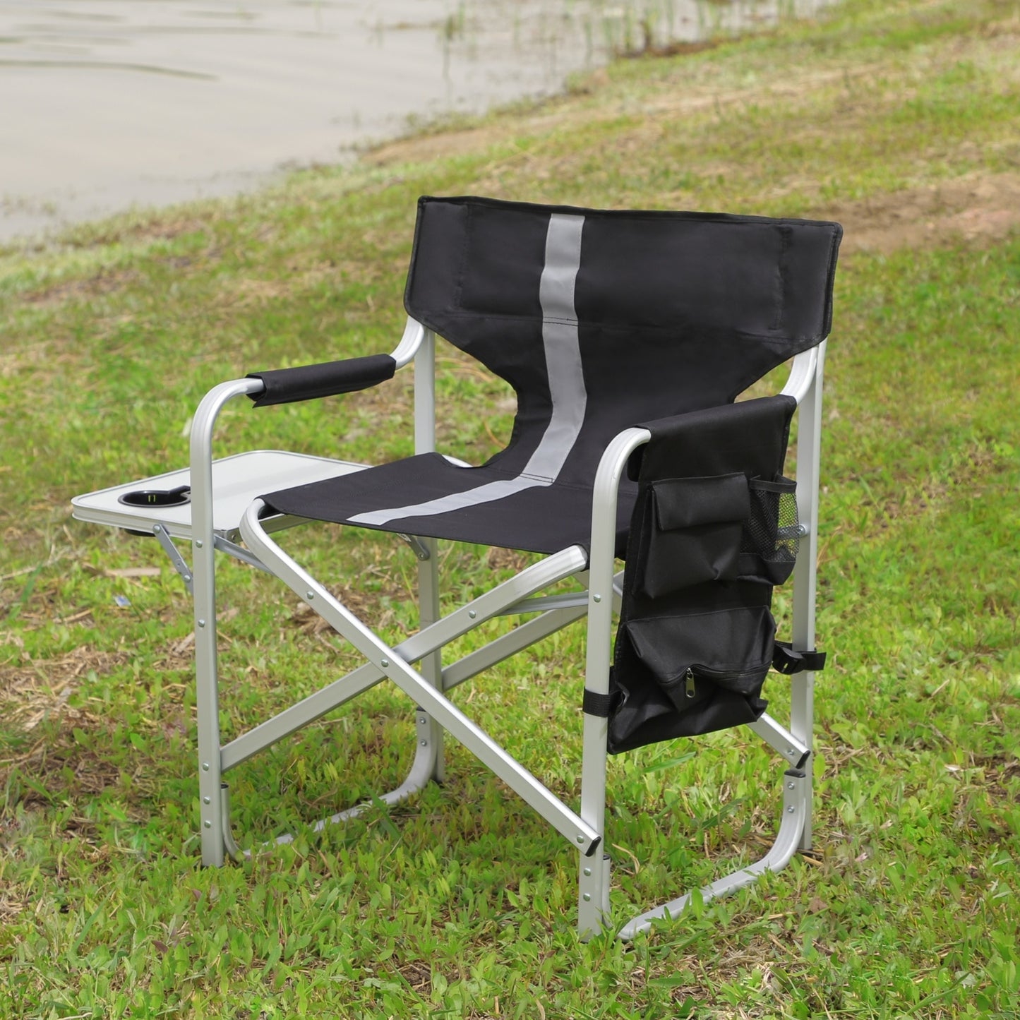 Lightweight Padded Folding Chair with Side Table and Storage Pockets