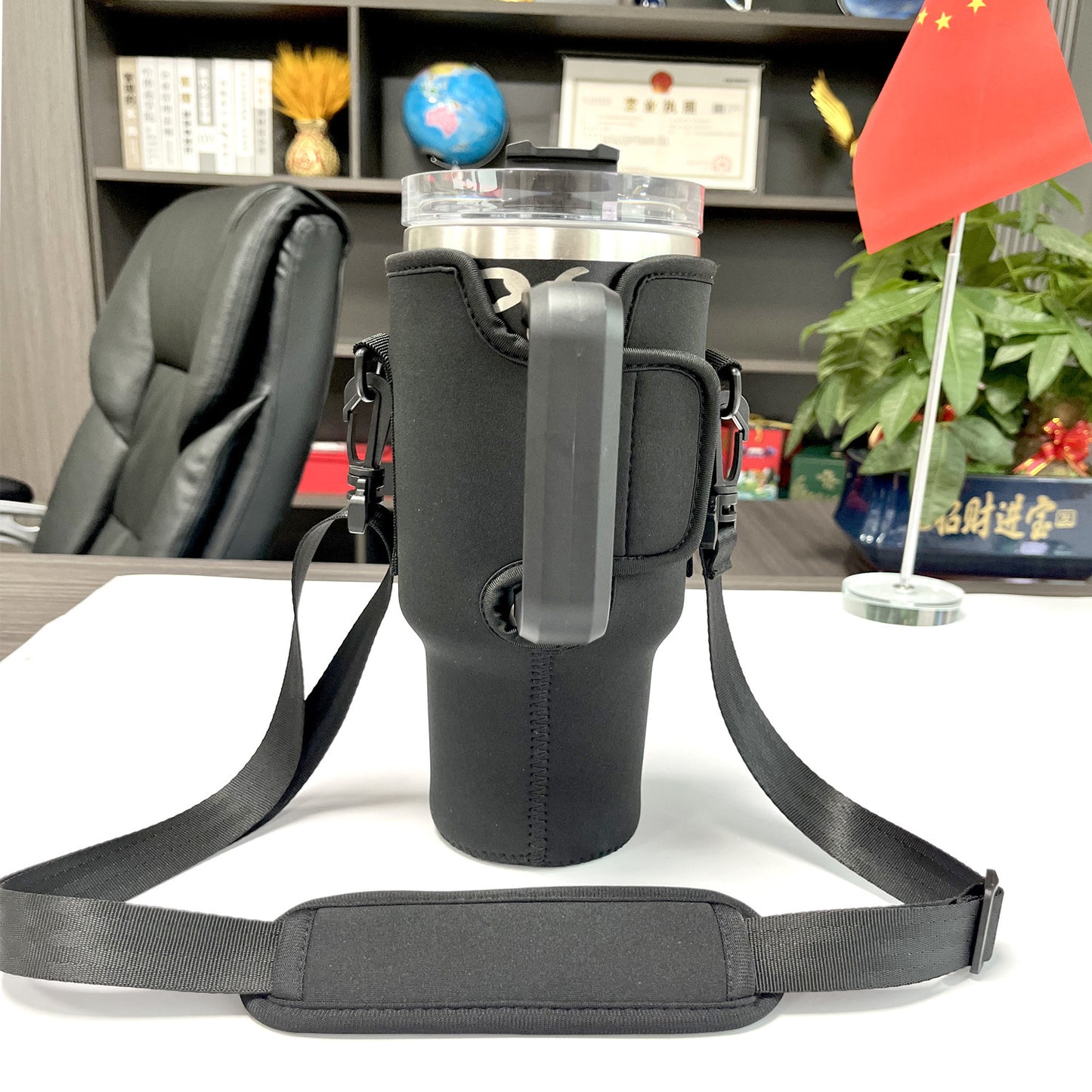 Grip ‘n’ Cover Cup Holder