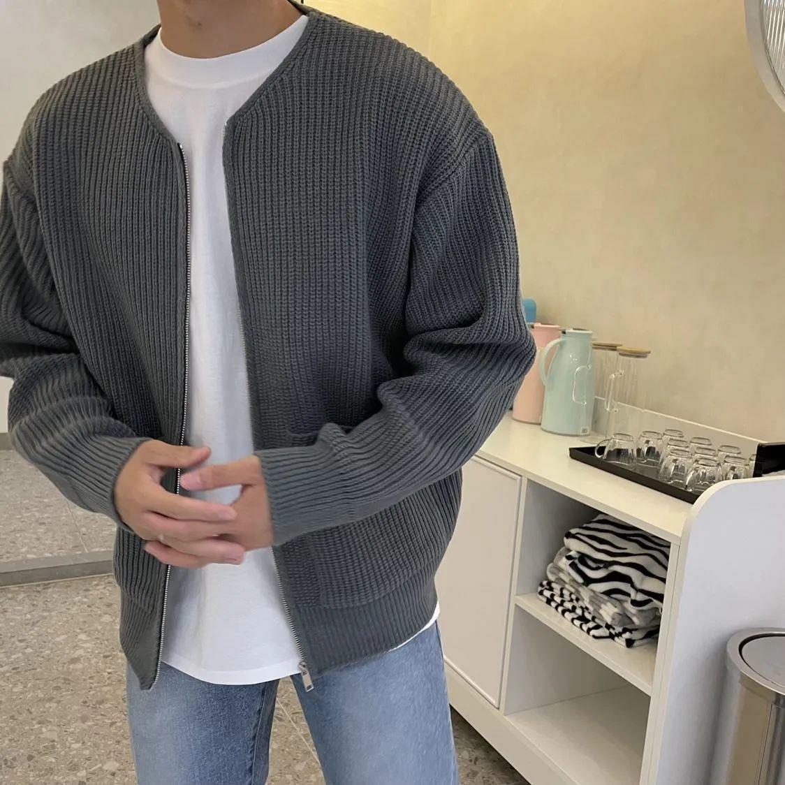 Men's Knit Zippered Cardigan