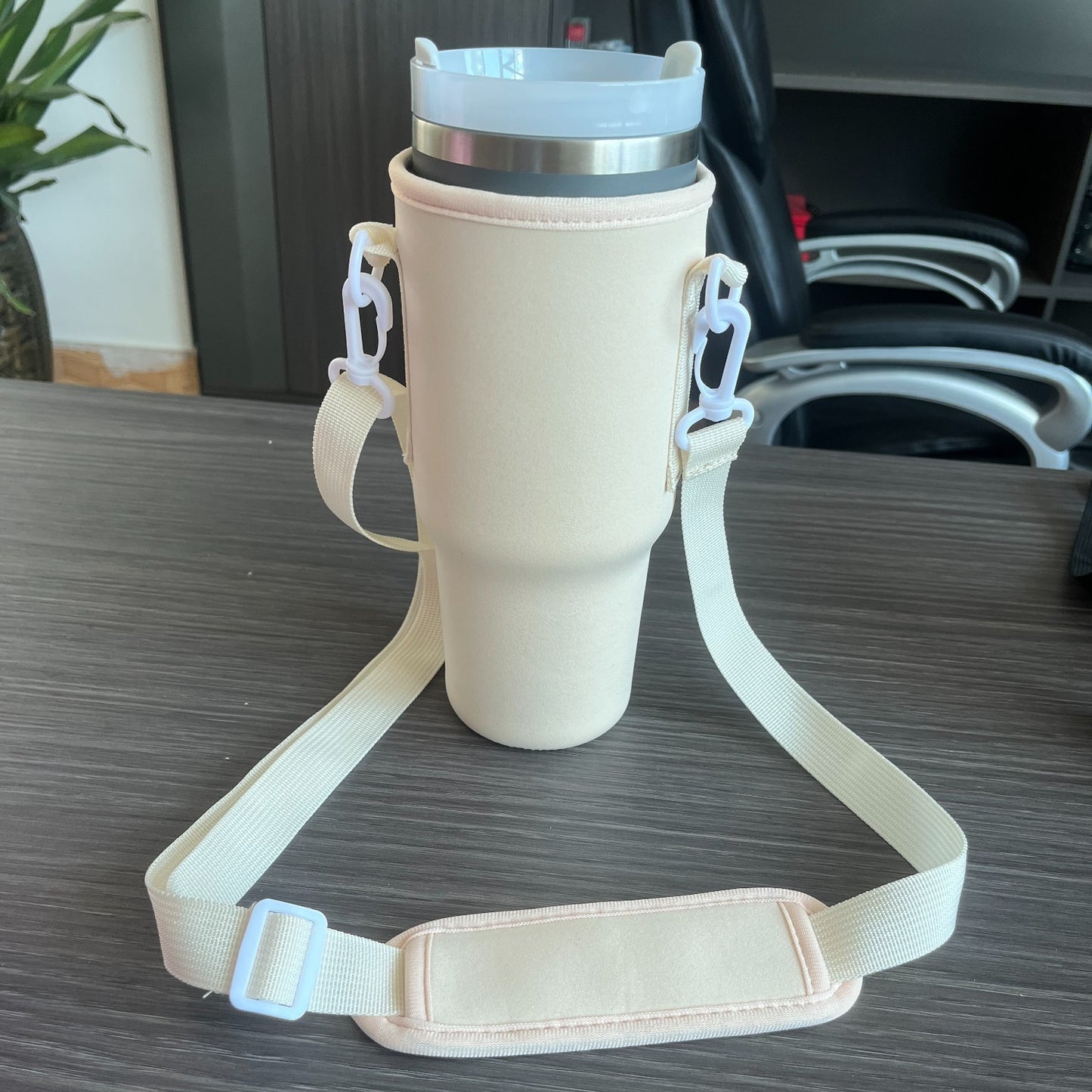 Grip ‘n’ Cover Cup Holder