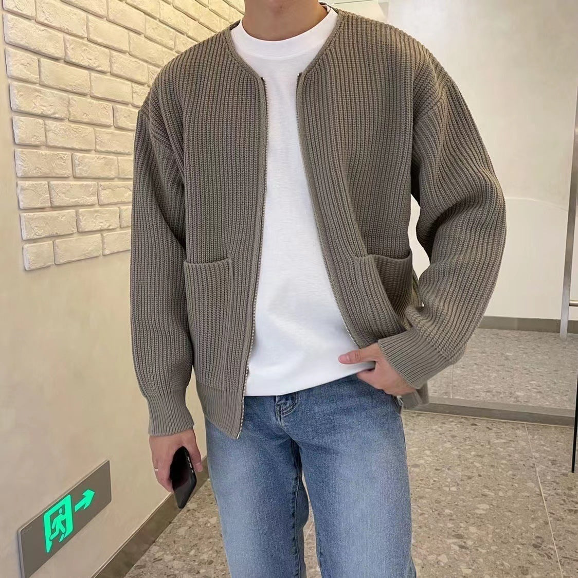 Men's Knit Zippered Cardigan