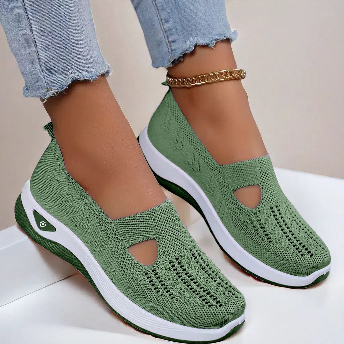 Women's Mesh Breathable Non-slip Flat  Soft Bottom Shoes