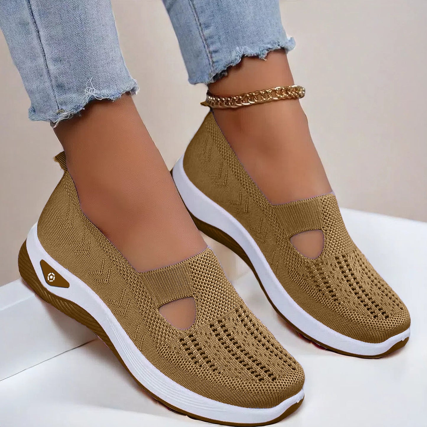 Women's Mesh Breathable Non-slip Flat  Soft Bottom Shoes